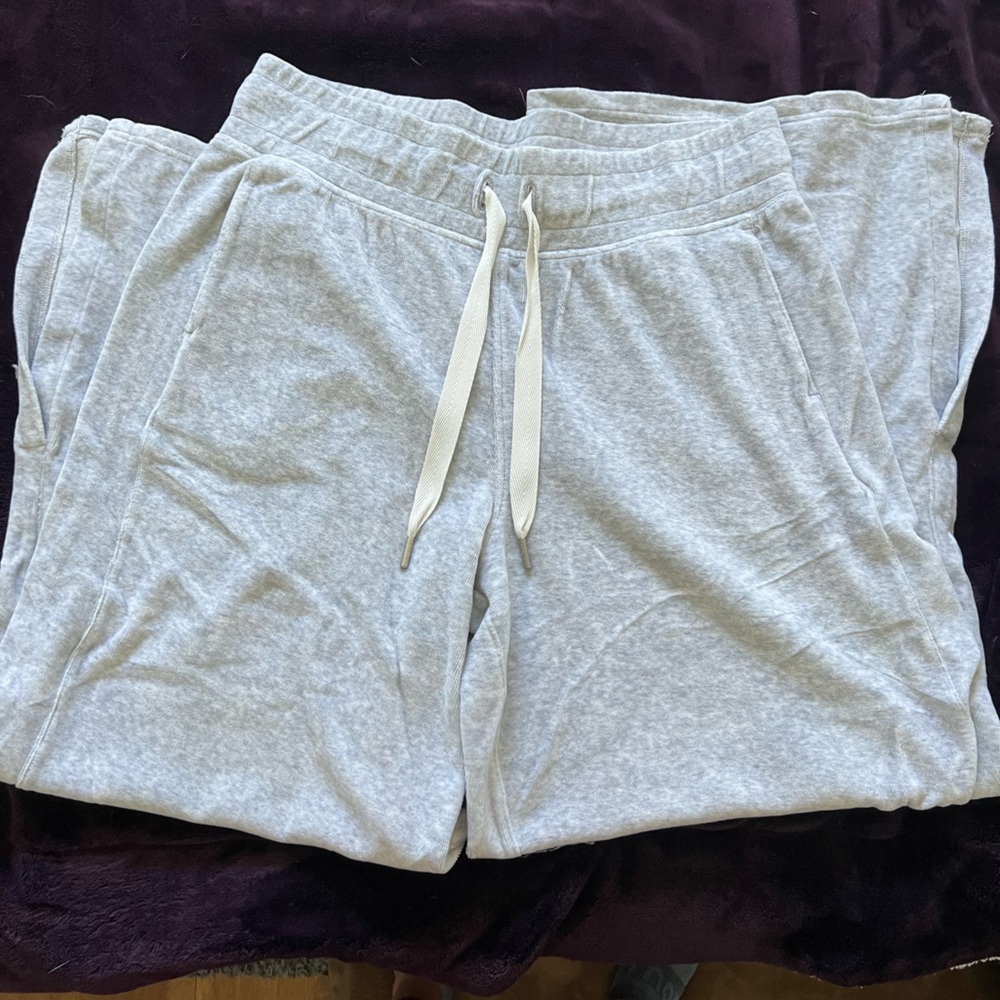 Lululemon grey sweats size 12